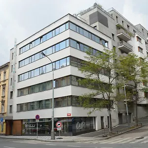 ehrlich-hotel.praguehotelsweb.com/